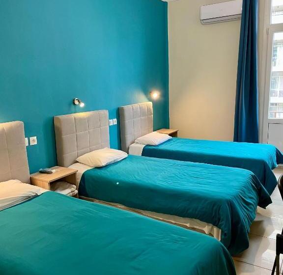 اتاق استاندارد سه نفره, Kastoria