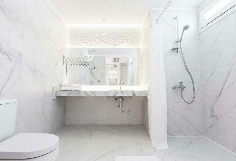 استودیوی لوکس, Hub Hotel Asuncion