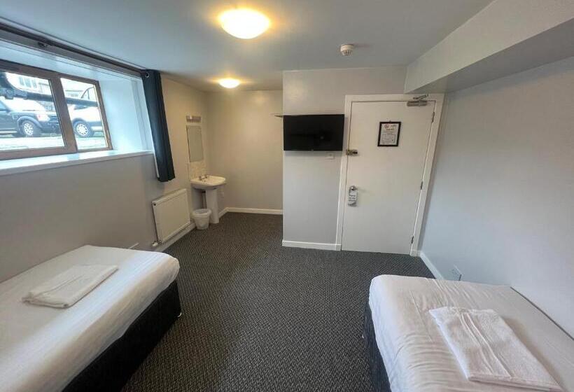 اتاق استاندارد با سرویس بهداشتی مشترک, Lost Guest House Aberdeen