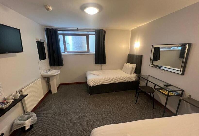 اتاق استاندارد با سرویس بهداشتی مشترک, Lost Guest House Aberdeen
