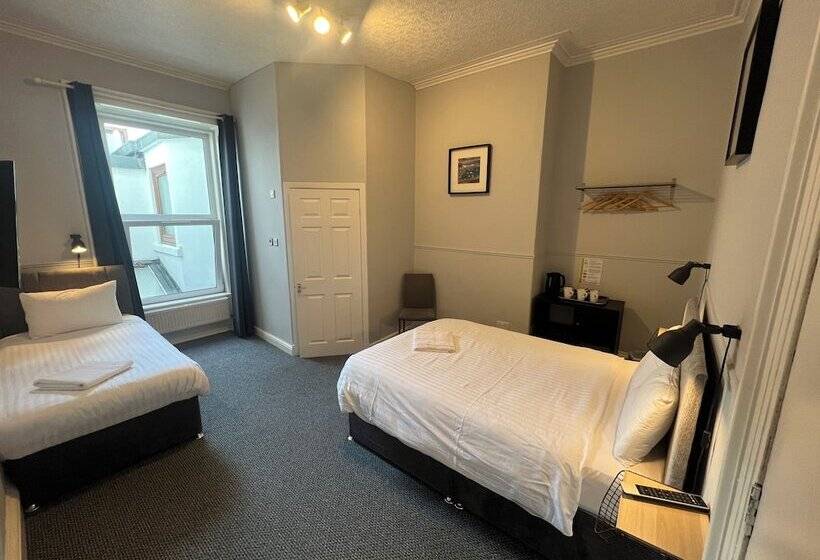اتاق استاندارد, Lost Guest House Aberdeen