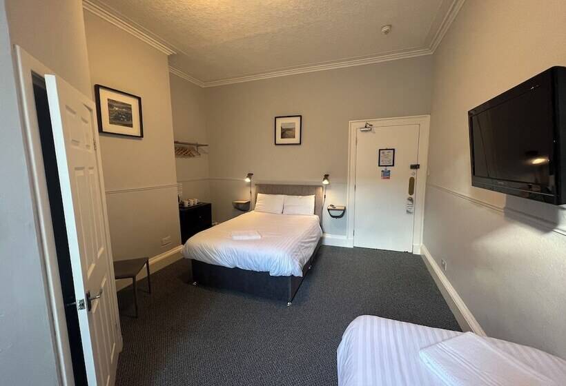 Standard Room, Lost Guest House Aberdeen