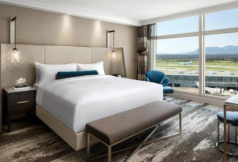 اتاق استاندارد با تخت بزرگ, Fairmont Vancouver Airport   Gold Experience