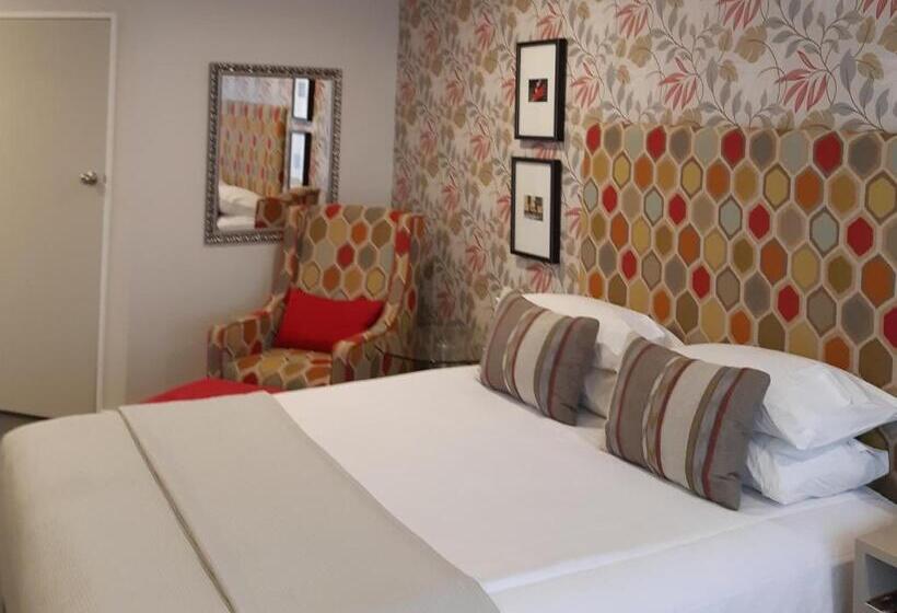 اتاق لوکس, Asure Destiny On Fitzherbert Motel