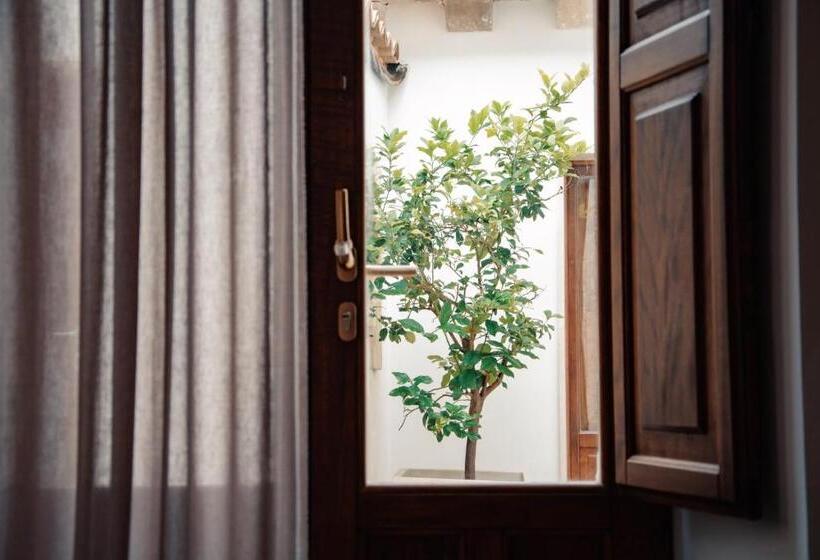 Economy Triple Room, Giardino Sul Duomo