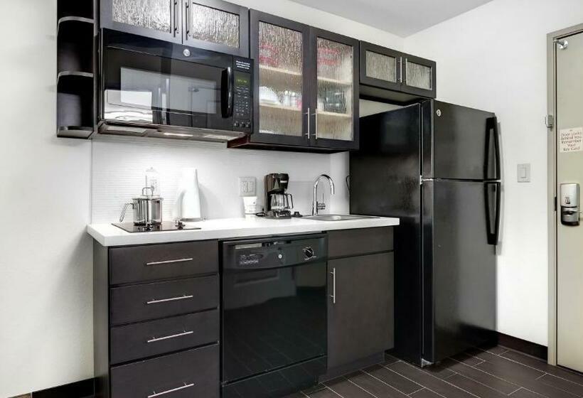 استودیوی استاندارد, Candlewood Suites Waco, An Ihg