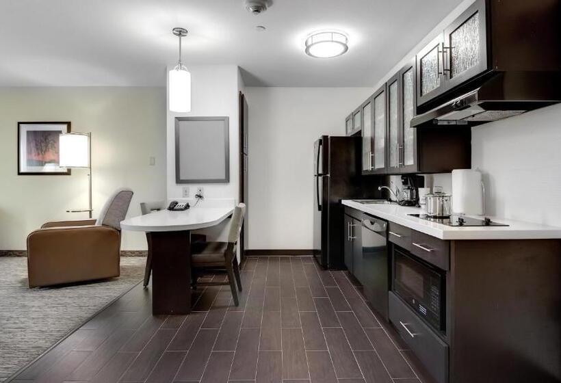 اتاق استاندارد با تخت بزرگ برای معلولان, Candlewood Suites Waco, An Ihg
