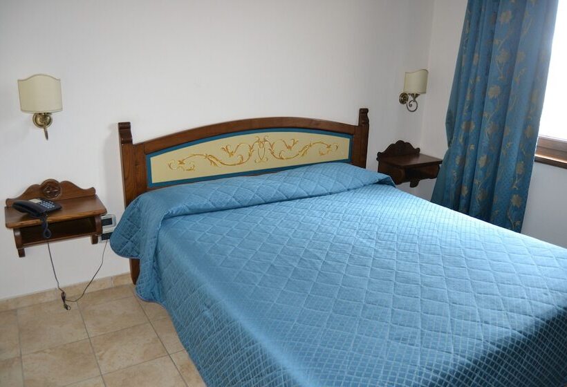 اتاق استاندارد, Lusi