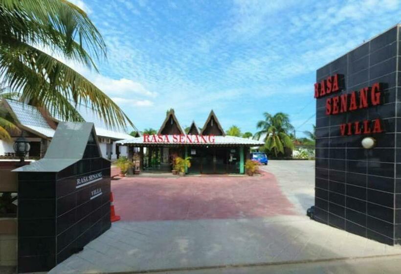 اتاق استاندارد سه نفره, Rasa Senang Villa  Islam Guest Only