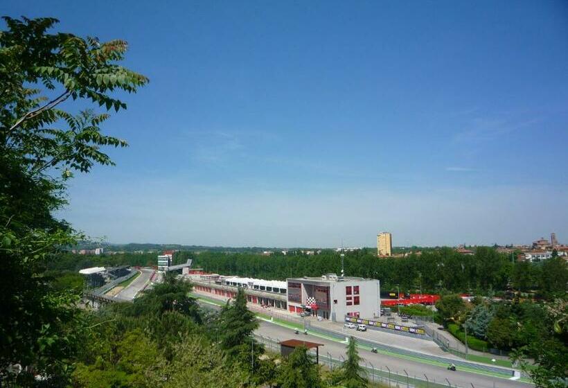 اتاق استاندارد, Smart Hotel Autodromo