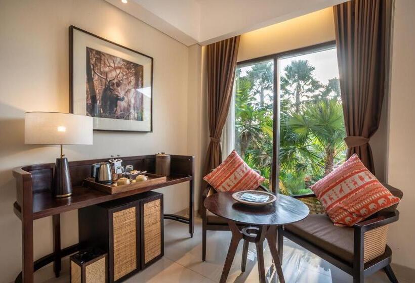 سوئیت با بالکن, Sanctoo Suites & Villas