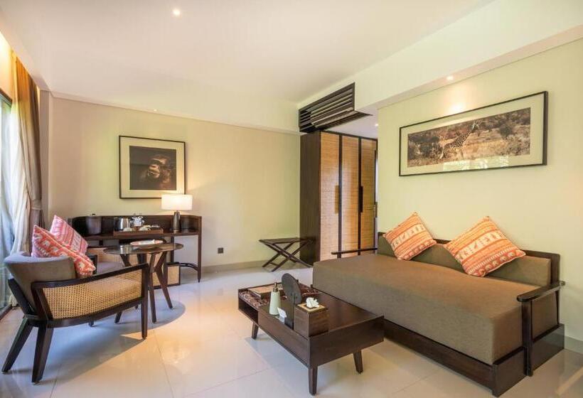 سوئیت با بالکن, Sanctoo Suites & Villas