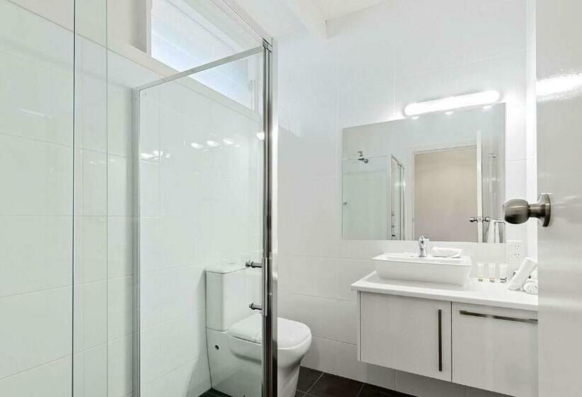 اتاق استاندارد سه نفره, Comfort Inn Flinders On Main