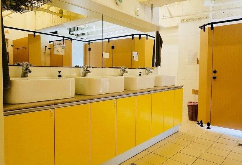 تختخواب در اتاق مشترک, Tripgg Hostel