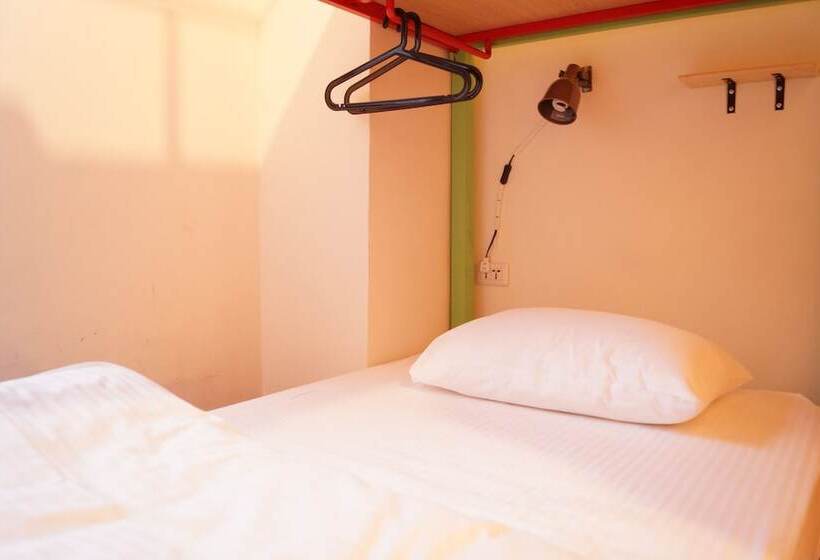 تختخواب در اتاق مشترک, Tripgg Hostel