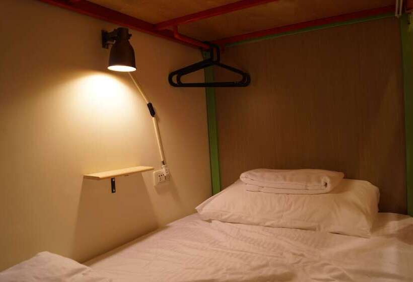 تختخواب در اتاق مشترک, Tripgg Hostel