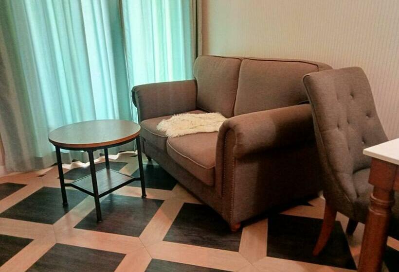 آپارتمان 1 خوابه با چشم‌انداز استخر, Espana Condo Hotel Resort Pattaya