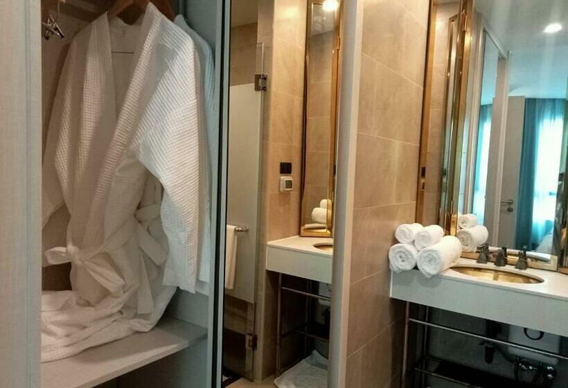 آپارتمان 1 خوابه با چشم‌انداز استخر, Espana Condo Hotel Resort Pattaya