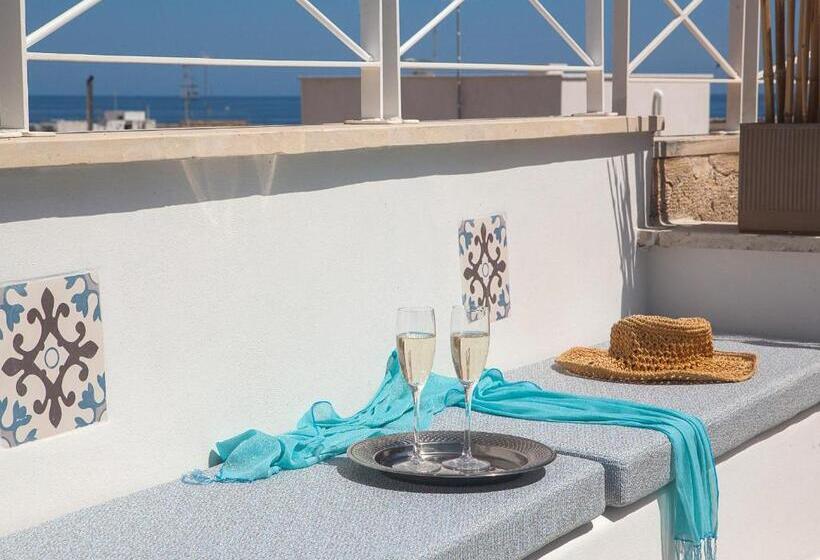 اتاق لوکس با بالکن, Nerea   Apulian Suite And Rooms