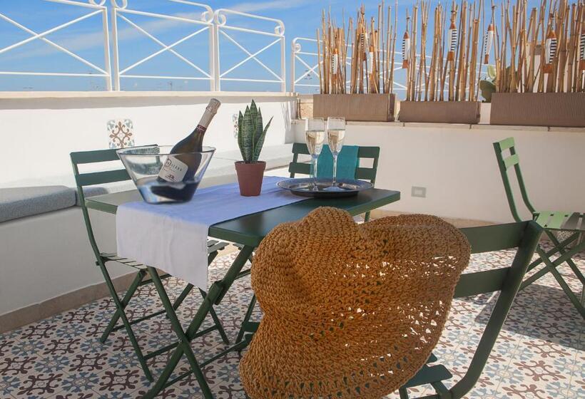 اتاق استاندارد با وان آب گرم, Nerea   Apulian Suite And Rooms