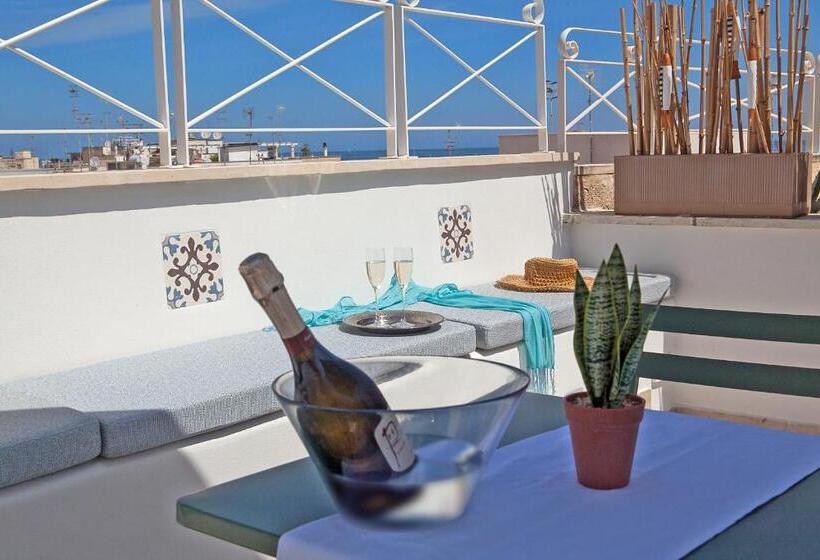 اتاق استاندارد با وان آب گرم, Nerea   Apulian Suite And Rooms