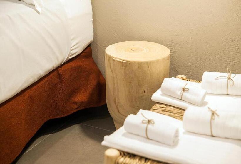 اتاق لوکس با بالکن, Nerea   Apulian Suite And Rooms