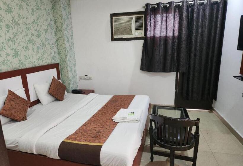 اتاق خانوادگی, Airport Hotel Asian Blue Luxury