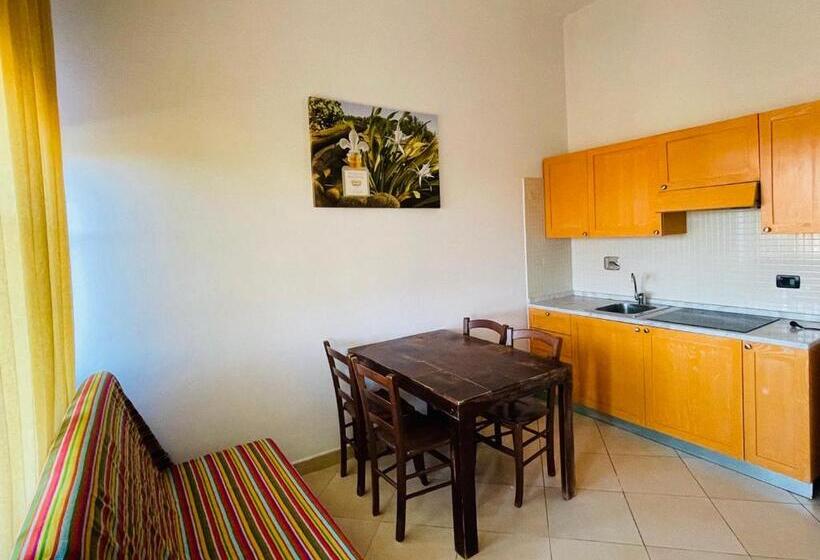 1 Schlafzimmer Apartment mit Terrasse, Regina Beach Holiday Apartments