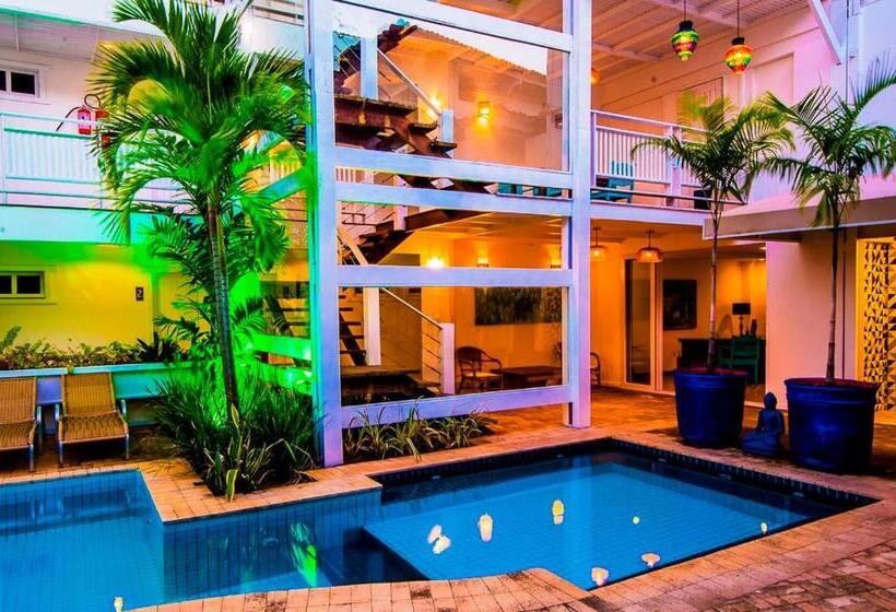 استودیو خانوادگی, Apart Hotel Forte Blu