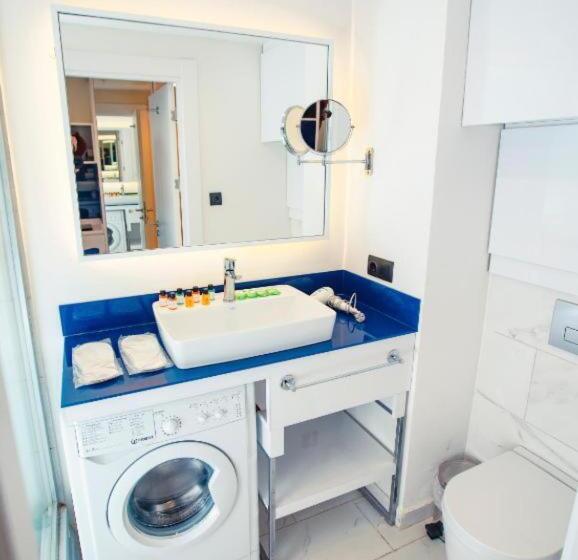 آپارتمان 1 خوابه, Orbi City Luxury Apartments