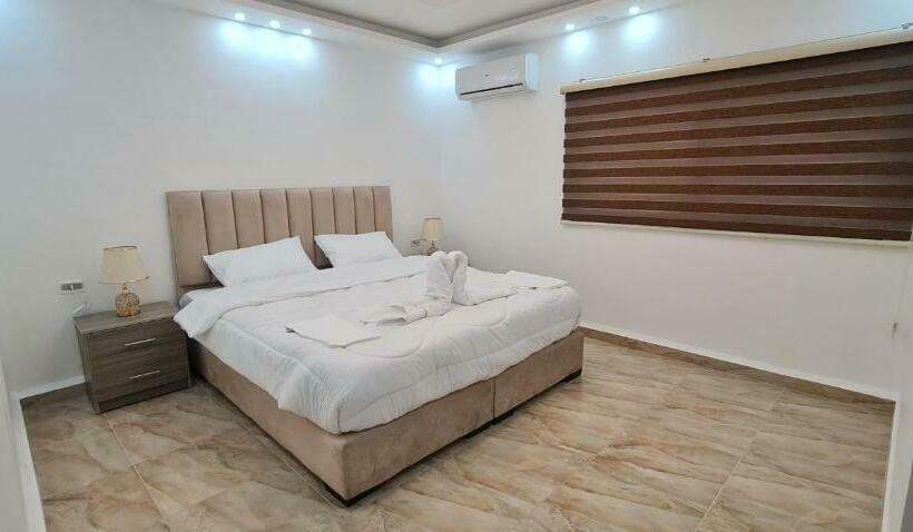 اتاق استاندارد, Nabateans Home