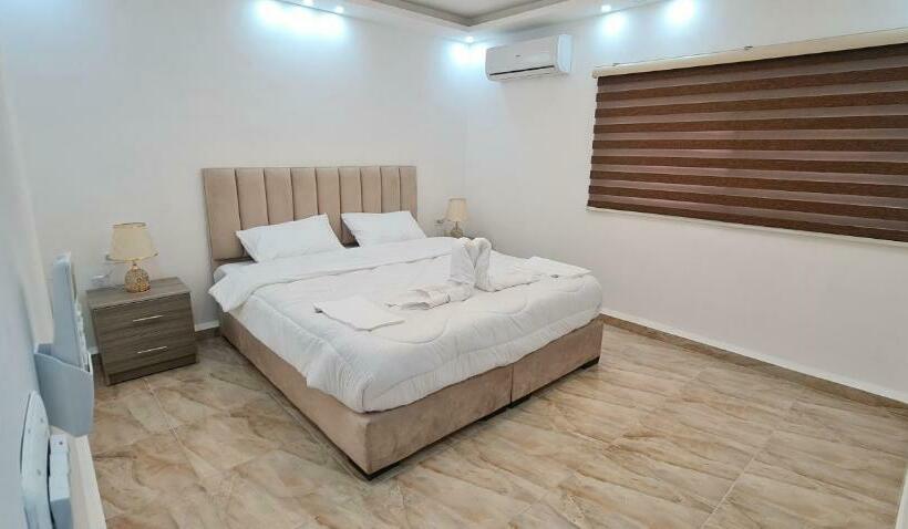 اتاق استاندارد, Nabateans Home