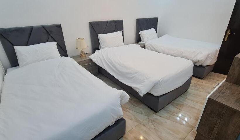 اتاق استاندارد سه نفره, Nabateans Home