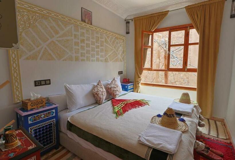 اتاق استاندارد با چشم‌انداز کوهستان, Riad Dar Omar