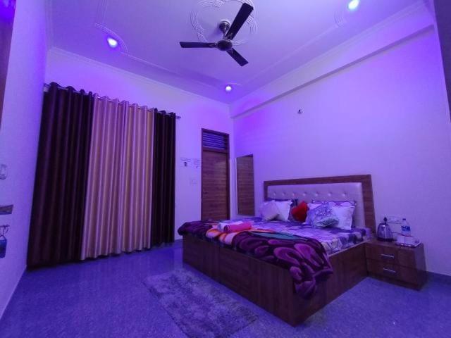 اتاق اکونومی, Taj Backpackers Hostel