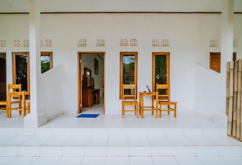 اتاق استاندارد, Brisk Homestay
