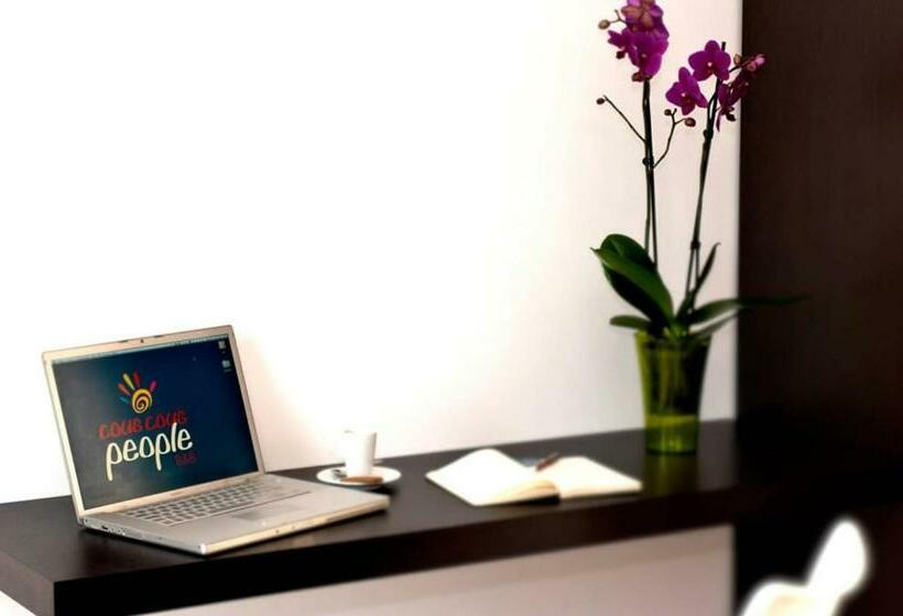 اتاق استاندارد با بالکن, B&b Cous Cous People
