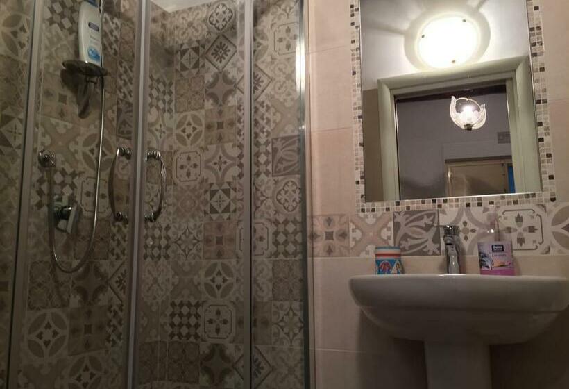 اتاق استاندارد, B&b Pozzo Dei Desideri