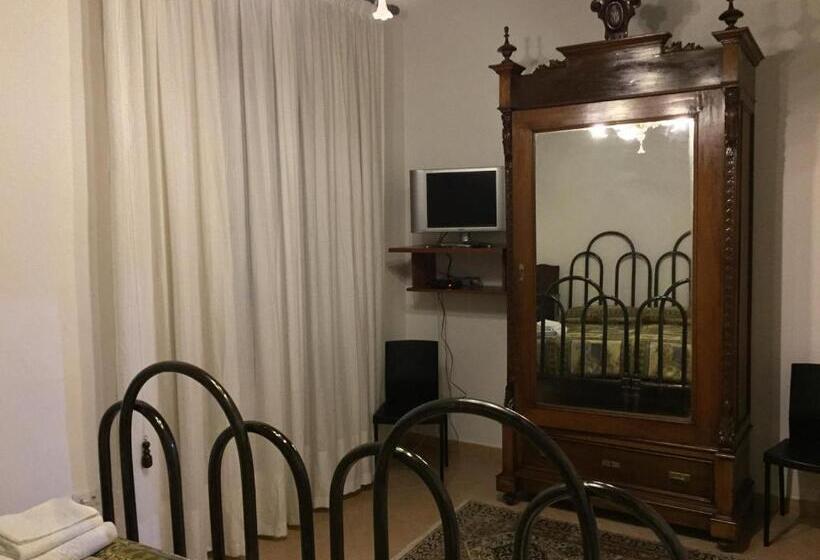اتاق استاندارد, B&b Pozzo Dei Desideri