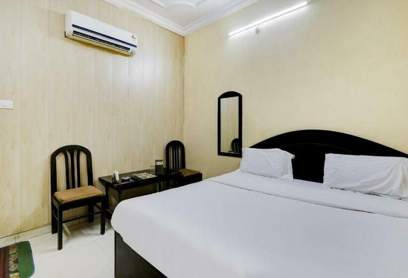 اتاق استاندارد, Collection O Hotel Pal Avadh