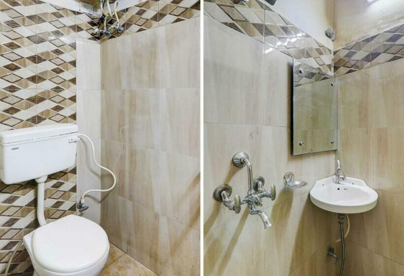 اتاق استاندارد, Collection O Hotel Pal Avadh