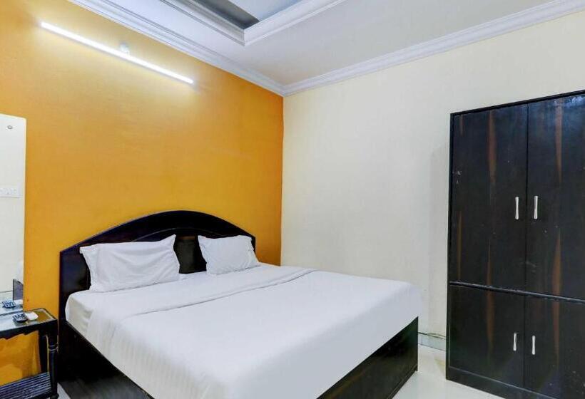 اتاق استاندارد, Collection O Hotel Pal Avadh