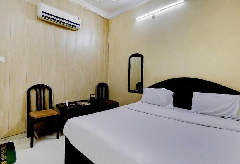 اتاق استاندارد, Collection O Hotel Pal Avadh
