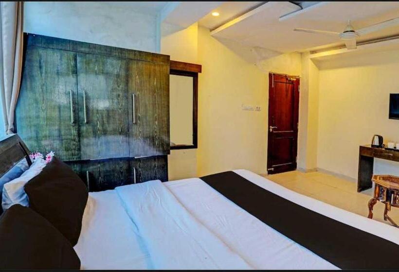 اتاق استاندارد, Collection O Hotel Pal Avadh