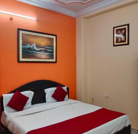 اتاق استاندارد, Collection O Hotel Pal Avadh