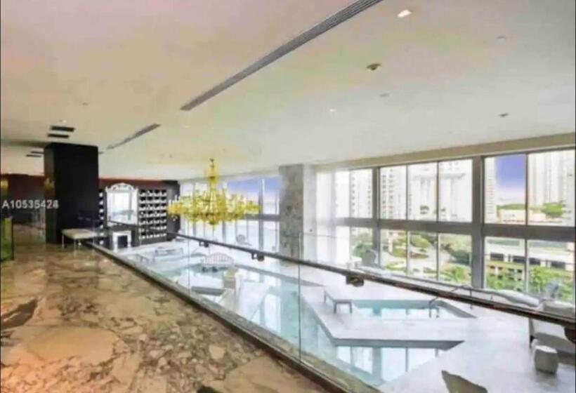 آپارتمان 1 خوابه با چشم‌انداز استخر, W Icon Brickell  Luxury 2br Highrise Corner Condo