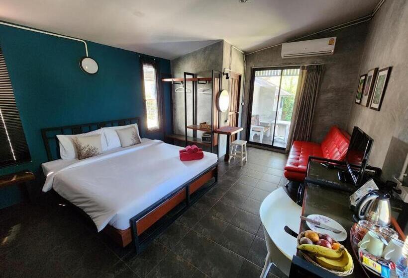 اتاق استاندارد با تخت بزرگ, Aonang Third Place Hometel