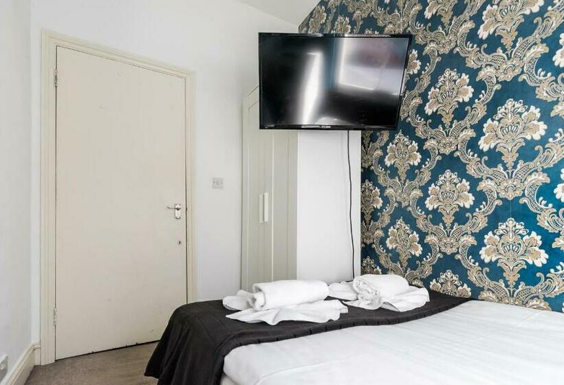 اتاق اکونومی, City Rooms