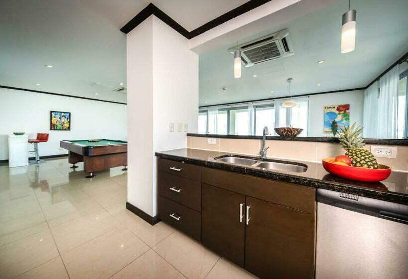 1 Bedroom Penthouse Apartment, Best In Jaco Diamante Del Sol Condos