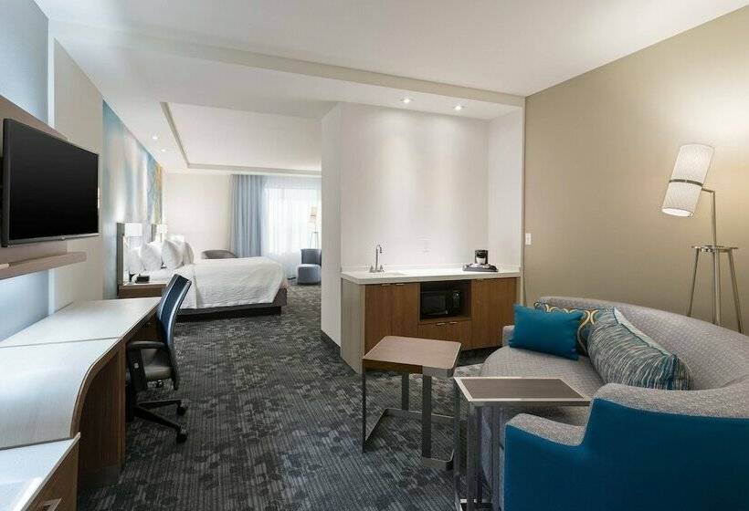 سوییت, Courtyard By Marriott Houston Katy Mills
